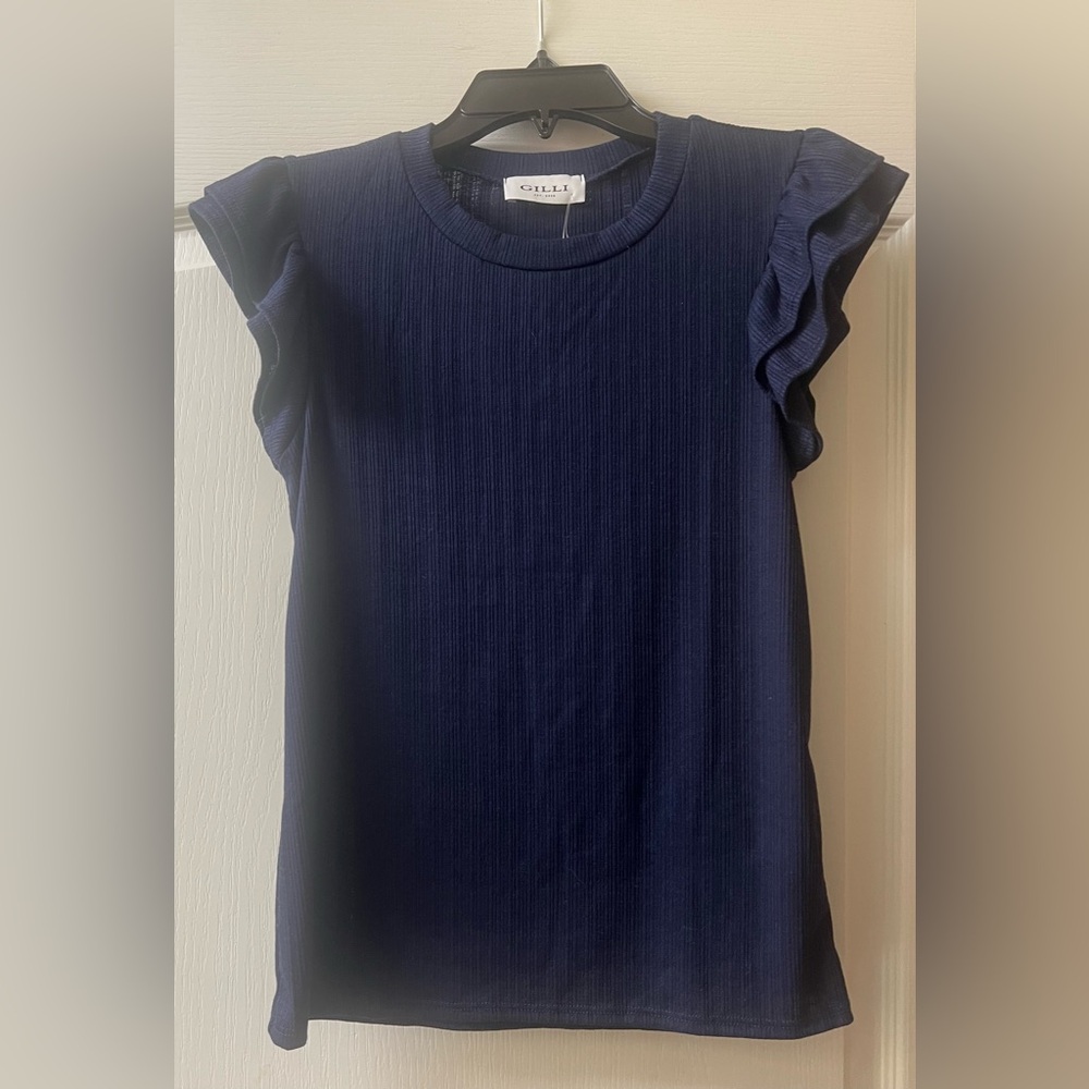 Gilli Navy Ruffle Shirt Sleeve Blouse, Petite Small, New!